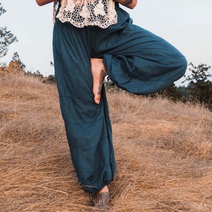 Natural Yoga Pants // Flexible Waistband, Natural Fiber, Whole body breathes image 7