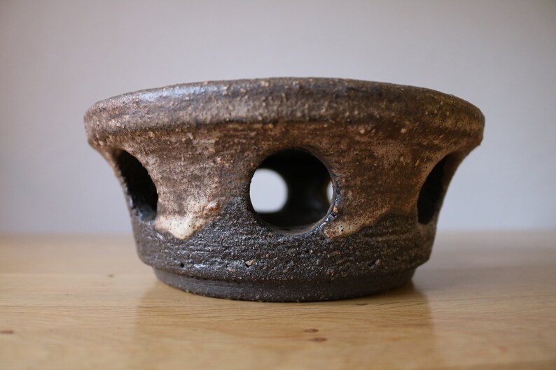 Workshop ceramicsstudio ceramics tea-warmer roastter 70s from brown stoneware brutalist design