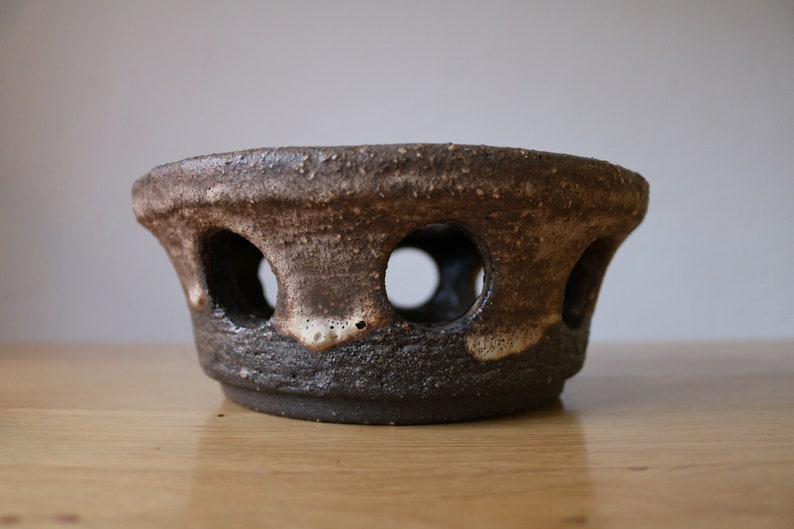 Workshop ceramicsstudio ceramics tea-warmer roastter 70s from brown stoneware brutalist design