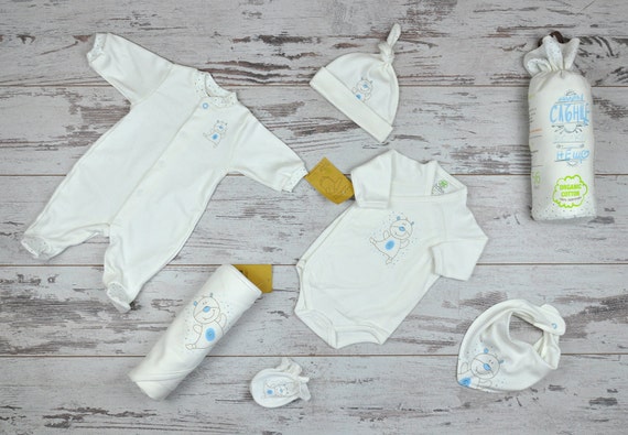 first outfit for newborn boy