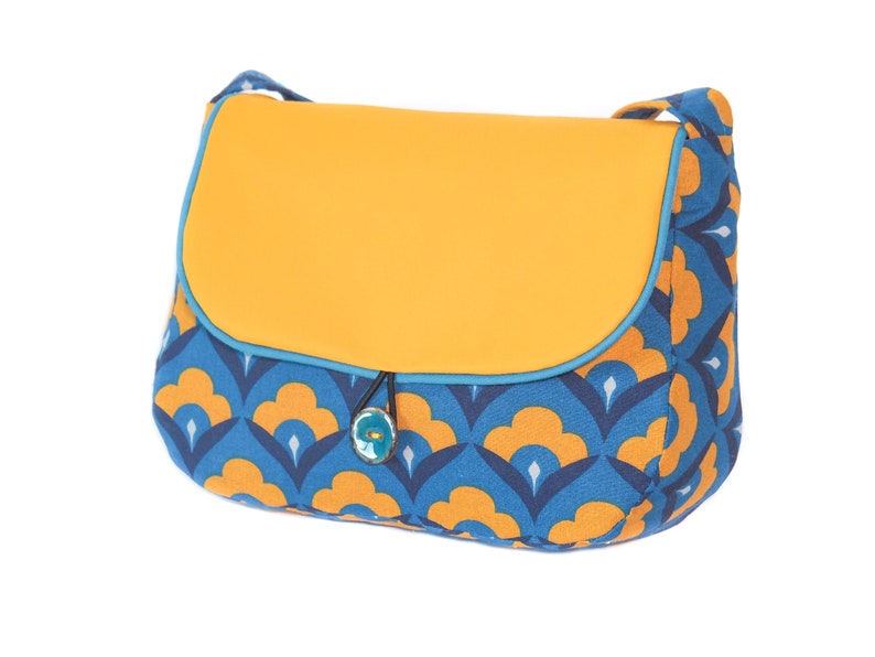 REVERSIBLE Paola women's shoulder bag in mustard yellow imitation leather and retro mustard yellow and turquoise printed fabric image 7