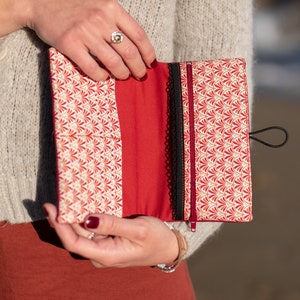 Portefeuille femme compagnon Sarah simili cuir rouge bordeaux tissu imprimé rouge orange géométrique