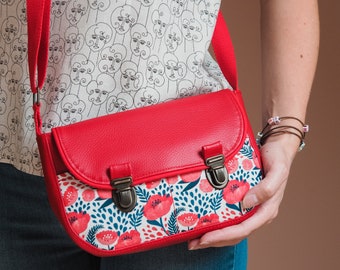 Women's shoulder bag in red faux leather and poppy print fabric