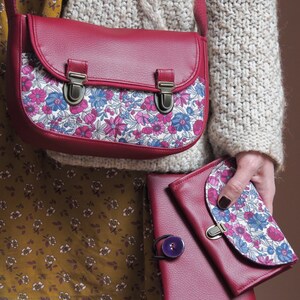 Women's purse attaches satchel in burgundy red imitation leather and liberty style flower print fabric image 8