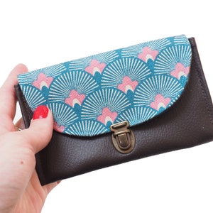 Porte monnaie femme attache cartable simili cuir marron et tissu imprimé japonais canard