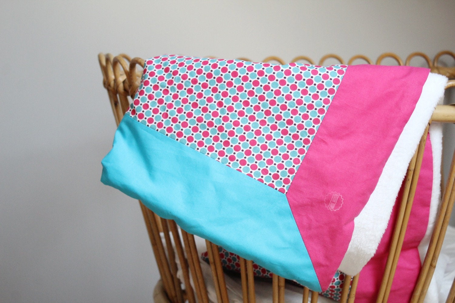 Couverture Bébé Minky et Tissu Imprimé Rose Pop Pois