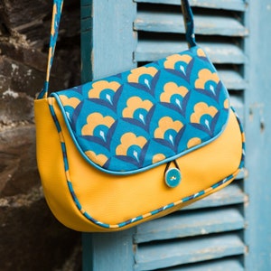 REVERSIBLE Paola women's shoulder bag in mustard yellow imitation leather and retro mustard yellow and turquoise printed fabric