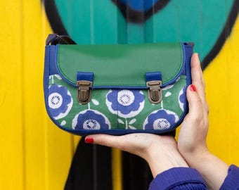 Léna women's handbag - Shoulder strap - Royal blue imitation leather and retro green fabric - Colorful floral bag - Handmade gift