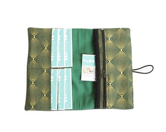 Portefeuille femme simili cuir vert empire tissu imprimé vert et doré