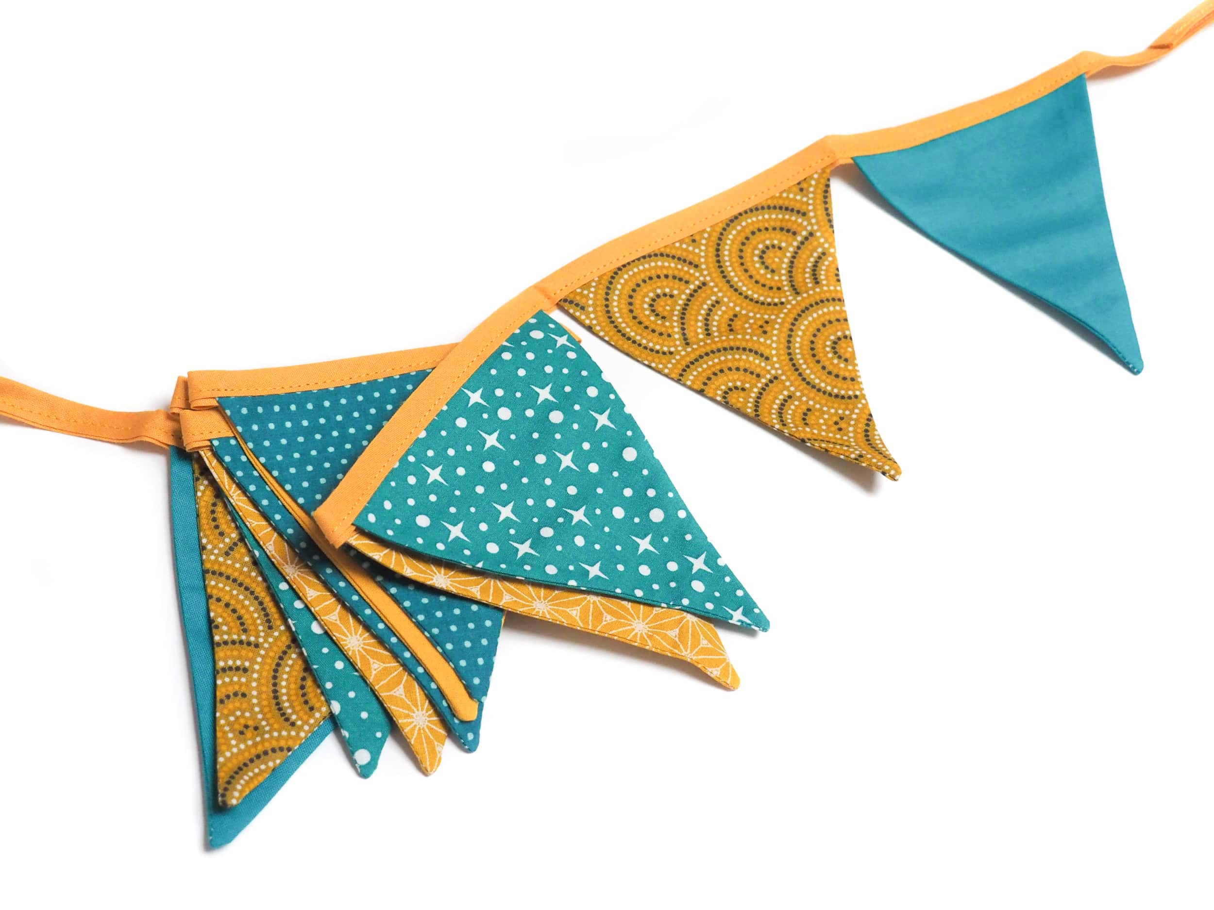 Guirlande Fanions Triangles en Tissu Coton Imprimé Jaune Moutarde et Turquoise