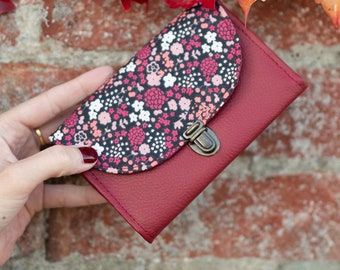 Women's coin purse attaches Julie satchel in burgundy red imitation leather and flower printed fabric