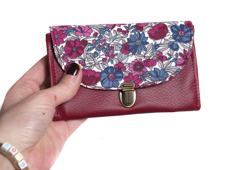 Women's purse attaches satchel in burgundy red imitation leather and liberty style flower print fabric image 6