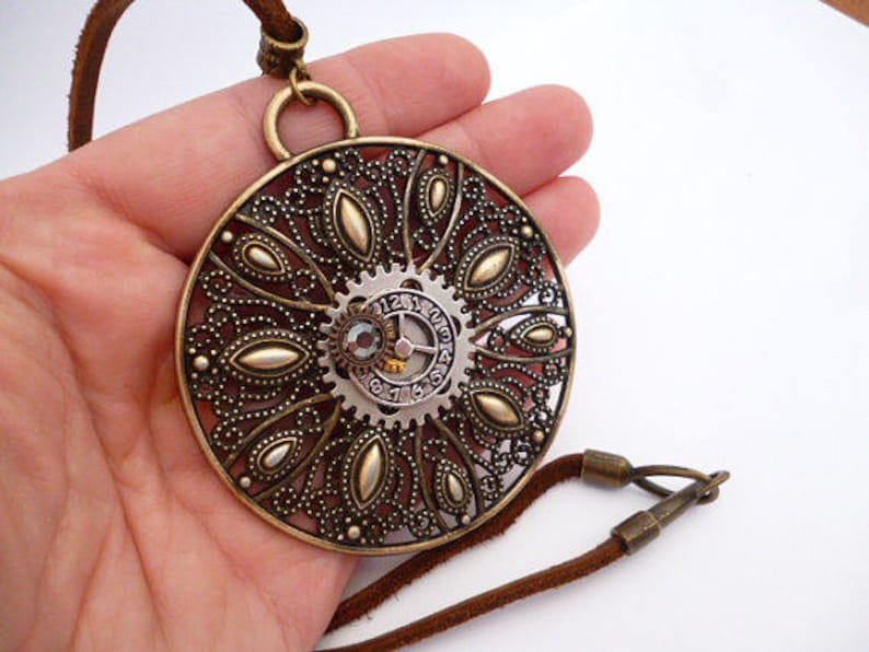 Large Steampunk Necklace/_STN85420734/_Steampunk Accessories/_Necklaces/_Large Round /_Gift Ideas