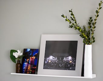 White Metal Floating Ledge: Durable Photo Display Shelf