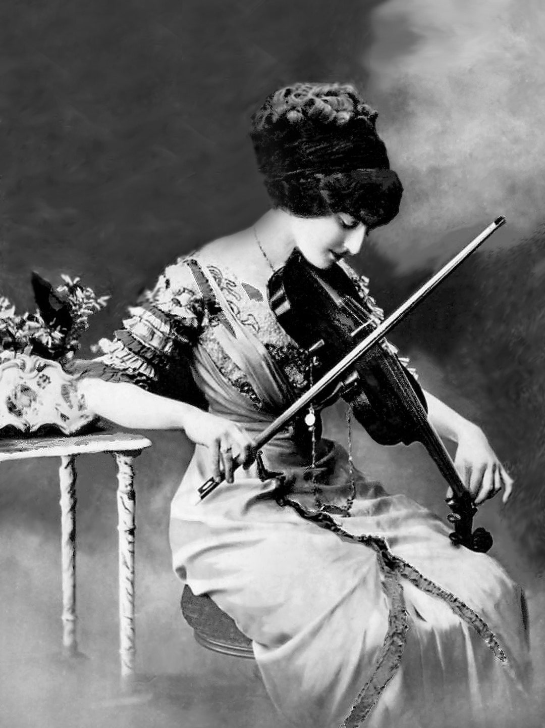 A Vintage Photo of A Lady and Her Violin - Digital Download - Etsy