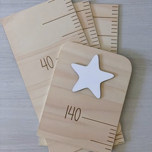 Règle de croissance - Tableau de croissance personnalisé en bois - Décoration de chambre d'enfant neutre - Minimaliste - Croissance familiale en bois image 3