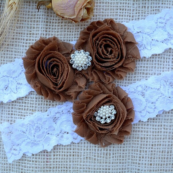 Ensemble de jarretière de mariage blanc brun, ensemble de jarretière blanche, ensemble de mariée de jarretière brune, jarretière de chocolat plus taille Brown Bridal Garters, Jarretière de tossing