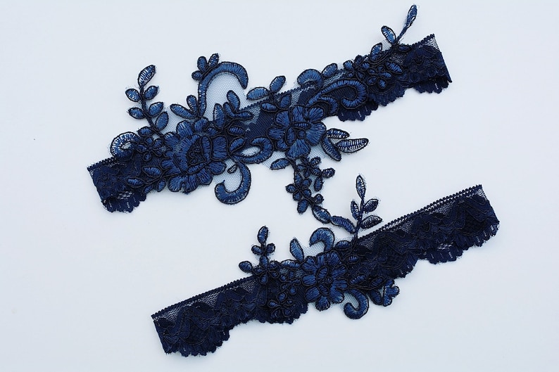 Wedding Bridal Garter Set Crystal Rhinestone Pearl White Lace Toss Garter Set