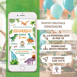 Peut inclure: Un smartphone affiche une invitation numérique sur le thème des dinosaures pour une fête d'anniversaire. L'invitation présente des illustrations de dinosaures colorées, du texte et le nom "Edoardo". L'invitation comprend la date, l'heure et le lieu de la fête.