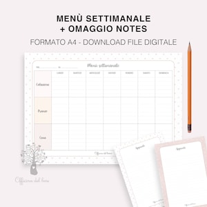 Può includere: Un pianificatore di menu settimanale e note in formato A4. Il pianificatore ha sezioni per la colazione, il pranzo e la cena, con i giorni della settimana in alto. Include una matita e fogli di note aggiuntivi. Il testo recita "MENÙ SETTIMANALE + OMAGGIO NOTES".