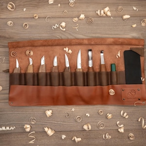 Wood Whittling Kit for Beginners & Pro Carvers with Walnut Handles I Wood carving set I Woodworking Tools I BeaverCraft S18X