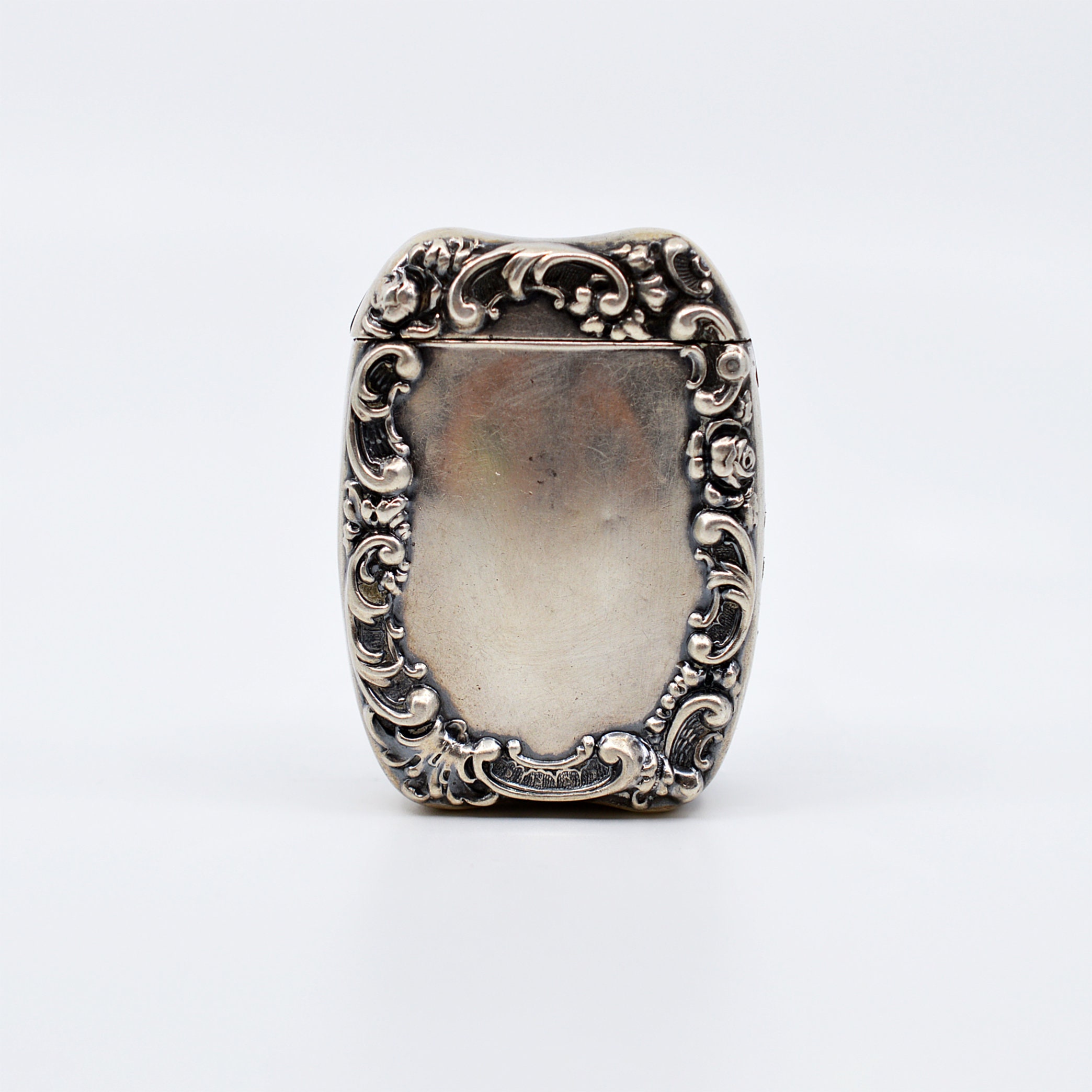 19th Century Victorian Sterling Silver Floral Repoussé Vesta Case Match ...