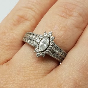 Cubic Zirconia Engagement Ring Size 7/Sterling Silver/Vintage CZ Ring/CZ Wedding Ring/Cubic Zirconia Cocktail Ring/Multi Stone Ring