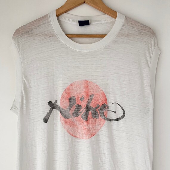 nike 80s shirt