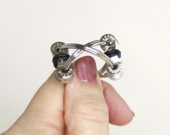 Key Ring Fidget Toy - FREE SHIPPING - Sensory Toy - Fidget Toy - Stress Relief - Spinner Toy - Fidget Spinner - Anxiety Toy - Gift