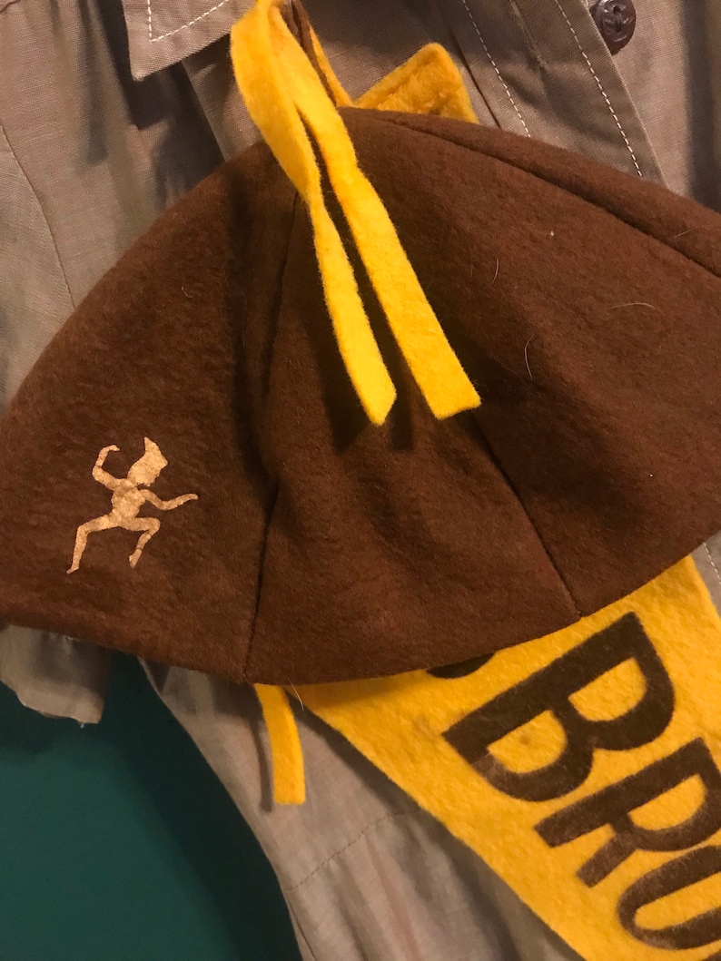 Vintage Brownie uniform