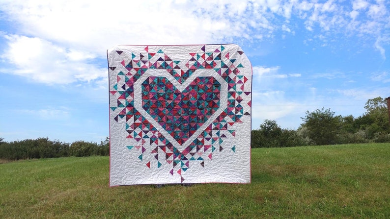 PDF Exploding Heart Quilt Muster Digitaler Download von Slice of Pi Quilts Fat Quarter und Scrap Friendly Quilt Muster Bild 5