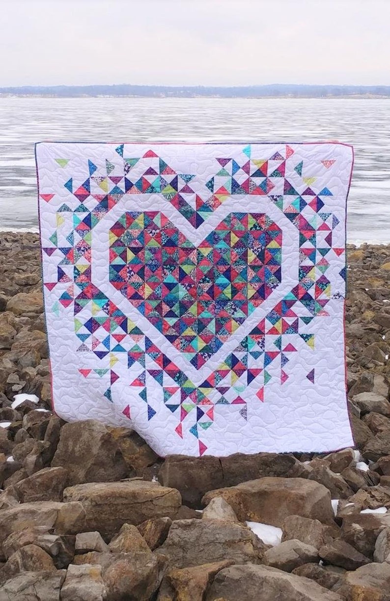 PDF Exploding Heart Quilt Muster Digitaler Download von Slice of Pi Quilts Fat Quarter und Scrap Friendly Quilt Muster Bild 3