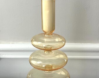 Portavelas o jarrón pequeño de cristal ámbar con burbujas, de estilo posmoderno y varios niveles.