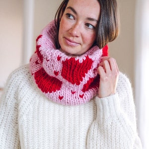 Knit Kit Valentine Heart Snood / Merino snood knitting kit / Galentine craft kit image 1