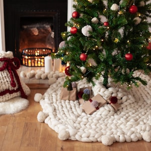 Giant Knitted Christmas Tree Skirt Christmas Home Decor FREE UK Shipping image 1