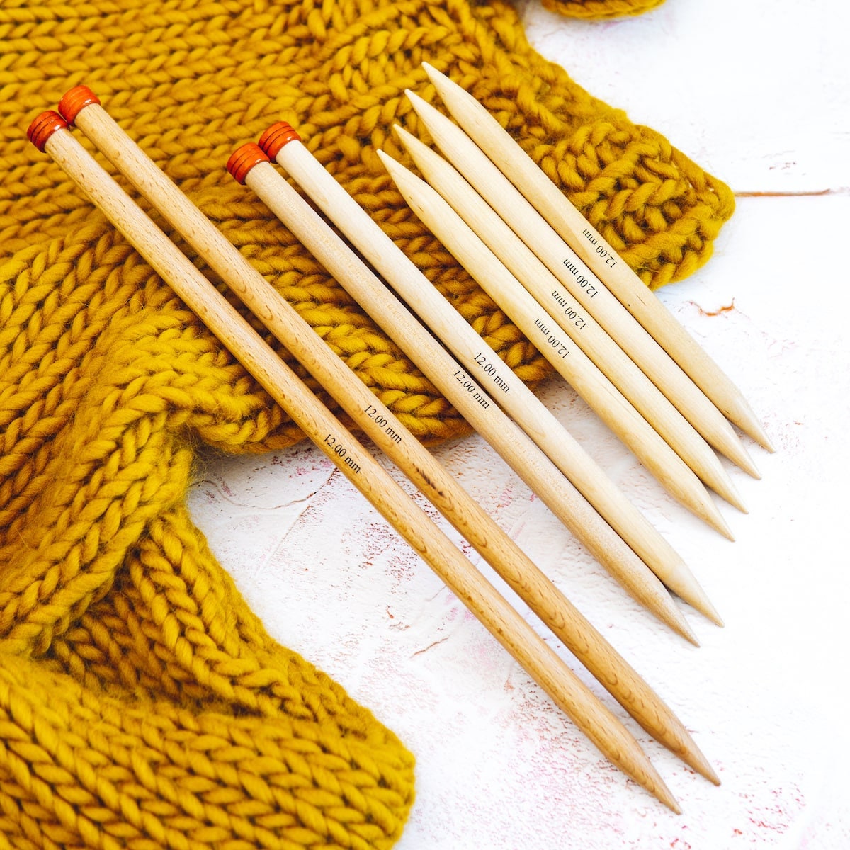 Knitting Needles: 4mm Bamboo Knitting Needles 33cm Long. Pair 