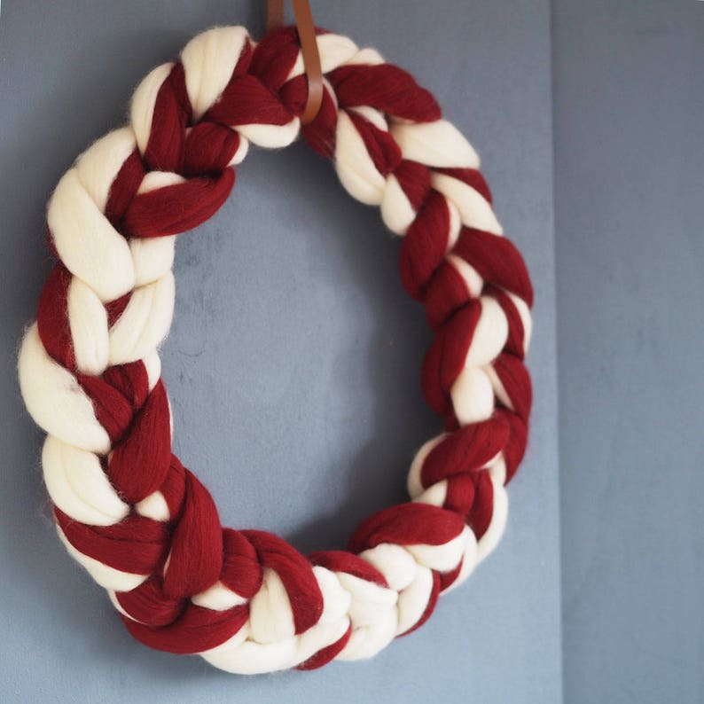 Chunky Knit Christmas Wreath image 6