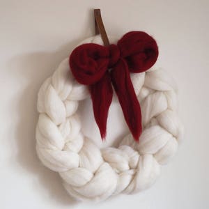 Chunky Knit Christmas Wreath image 7