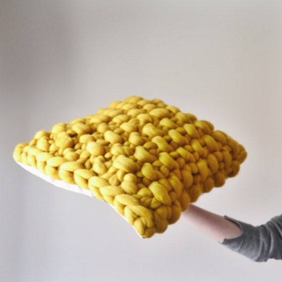 Chunky knit cushion covers sales