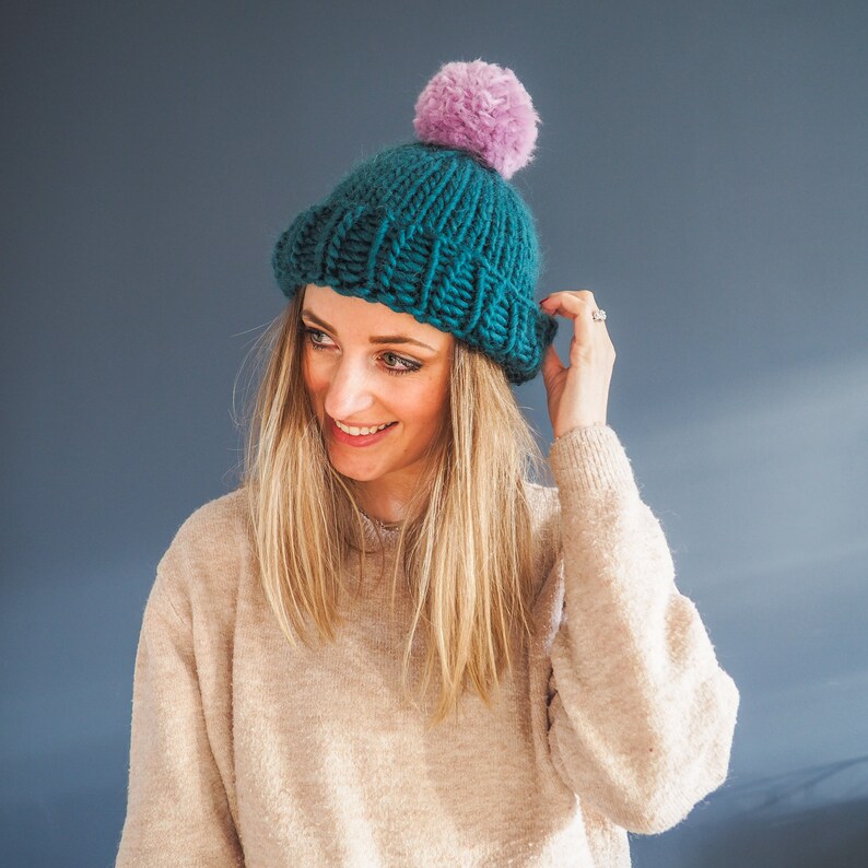 Knit Kit Bobble-Optional Hat Two colour super chunky knitted bobble hat image 8