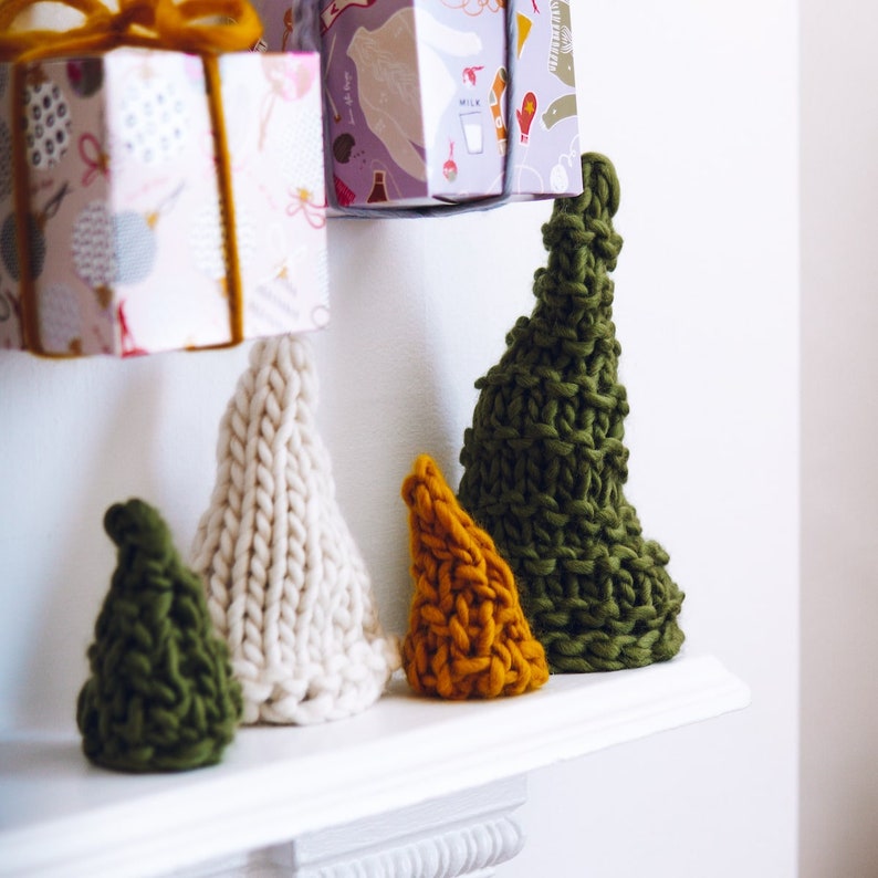 Knit Kit Super Chunky Christmas Trees Make your own festive decorations image 7