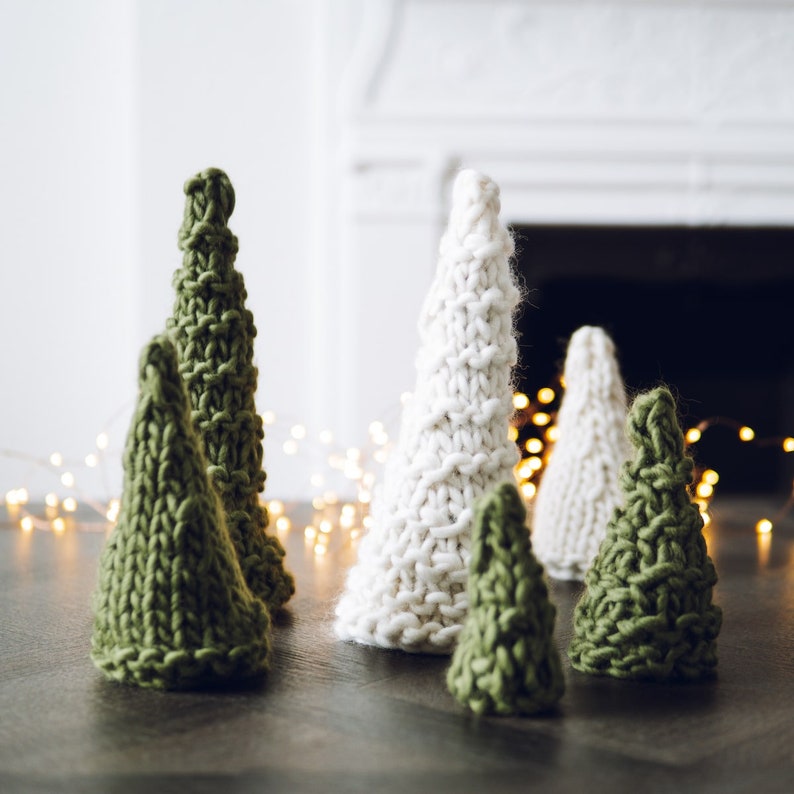 Knit Kit Super Chunky Christmas Trees Make your own festive decorations image 5