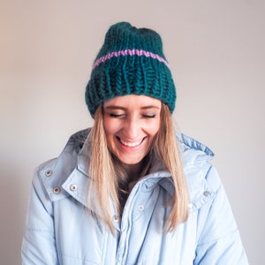Knit Kit Bobble-Optional Hat Two colour super chunky knitted bobble hat image 10