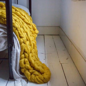 Mustard Yellow Chunky knit blanket yellow giant knit blanket super chunky knitted throw extreme knit blanket, merino wool throw blanket image 4