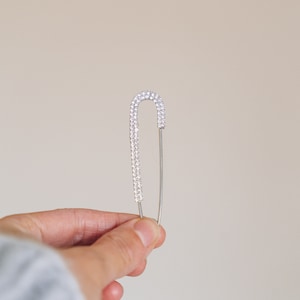 Bling Pin / Diamante dorned kilt pin - an alternative to buttons for your knits