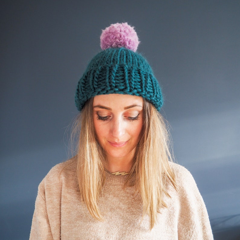 Knit Kit Bobble-Optional Hat Two colour super chunky knitted bobble hat image 1