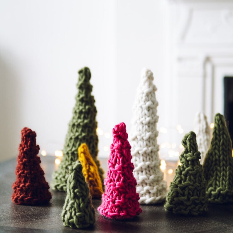 Knit Kit Super Chunky Christmas Trees Make your own festive decorations image 2