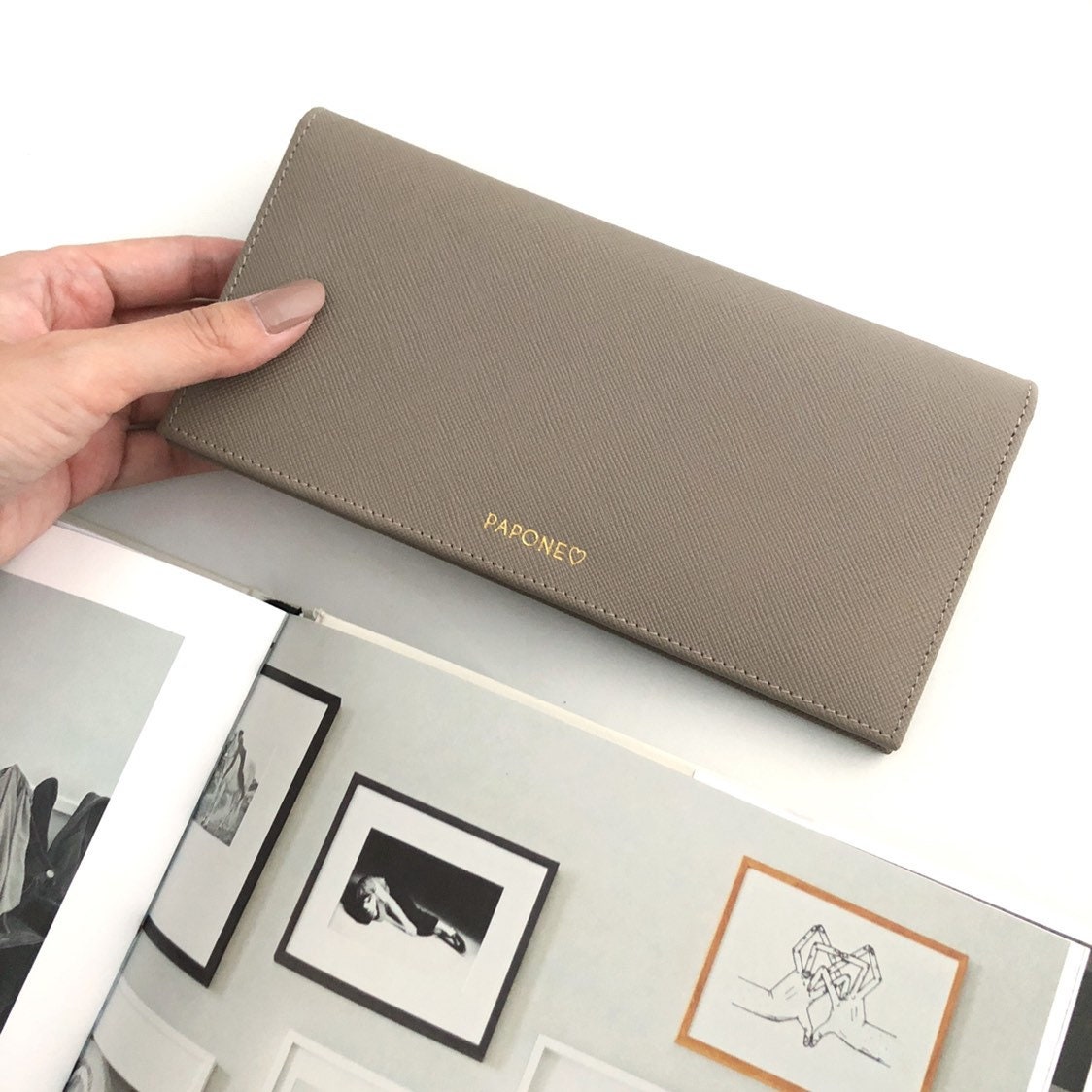 Esme Saffiano Leather Minimalist Card Holder – En Belle Époque