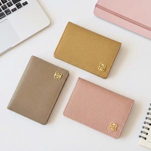 パーソナライズされたレザーウォレット：RFID対応スリム名刺入れ、モノグラム入り本革