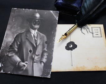 Lovecraftian Horror &quot;Henry&quot; | H.P. Lovecraft | Postcard | Dark Horror Portrait | Gift Idea